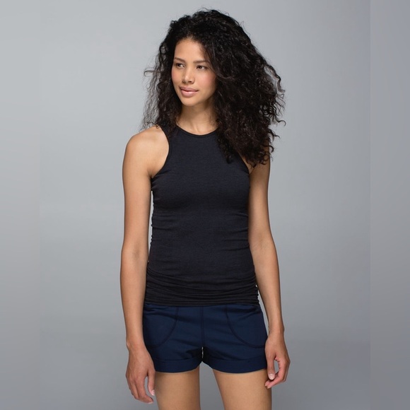 Lululemon Seamlessly Covered Tank size 8 - Picture 1 of 14